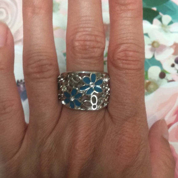 Daisy ring - Picture 2 of 2